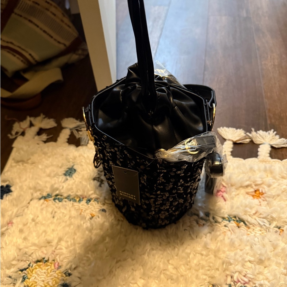 Badgley Mischka Black Sequin Bucket Bag with Gold Charm - Picture 4 of 5
